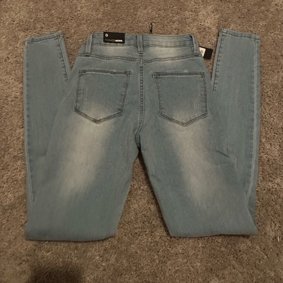 High Rise Skinny Jean - Picture 6 of 6